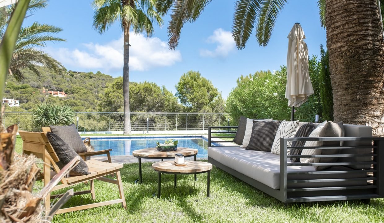 HighResolution_NoLogo-13