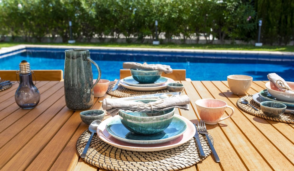 HighResolution_NoLogo-22