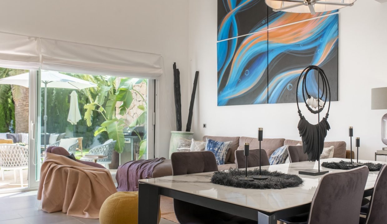 HighResolution_NoLogo-30