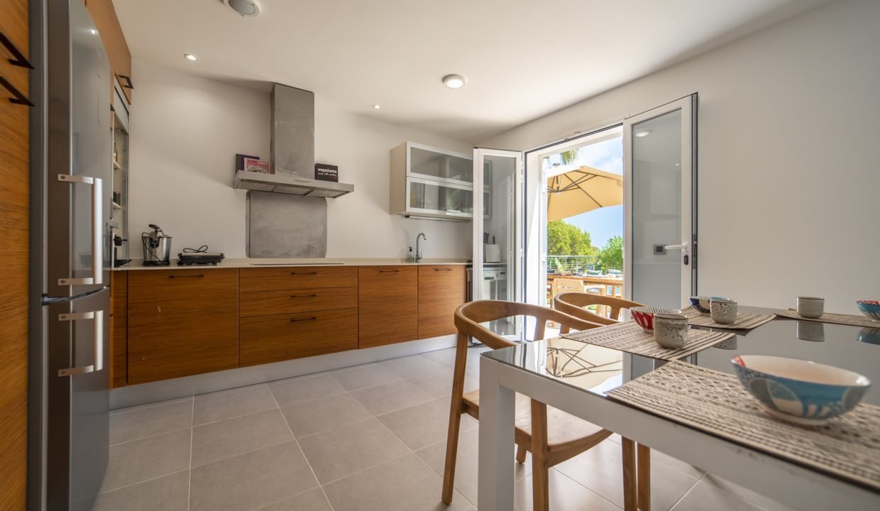 HighResolution_NoLogo-68