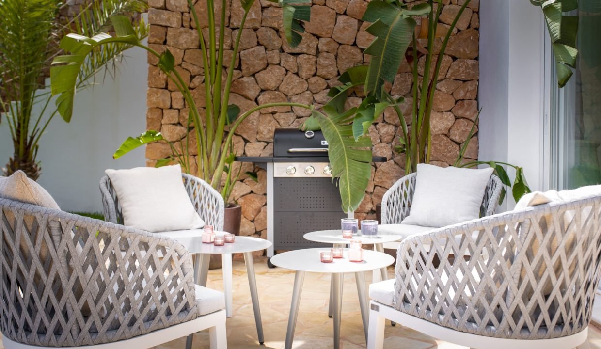 HighResolution_NoLogo-8