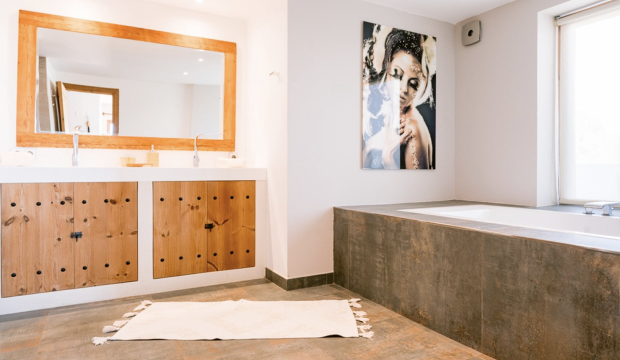 Captura de pantalla 2025-10-24 a la(s) 1.56.39 p. m.