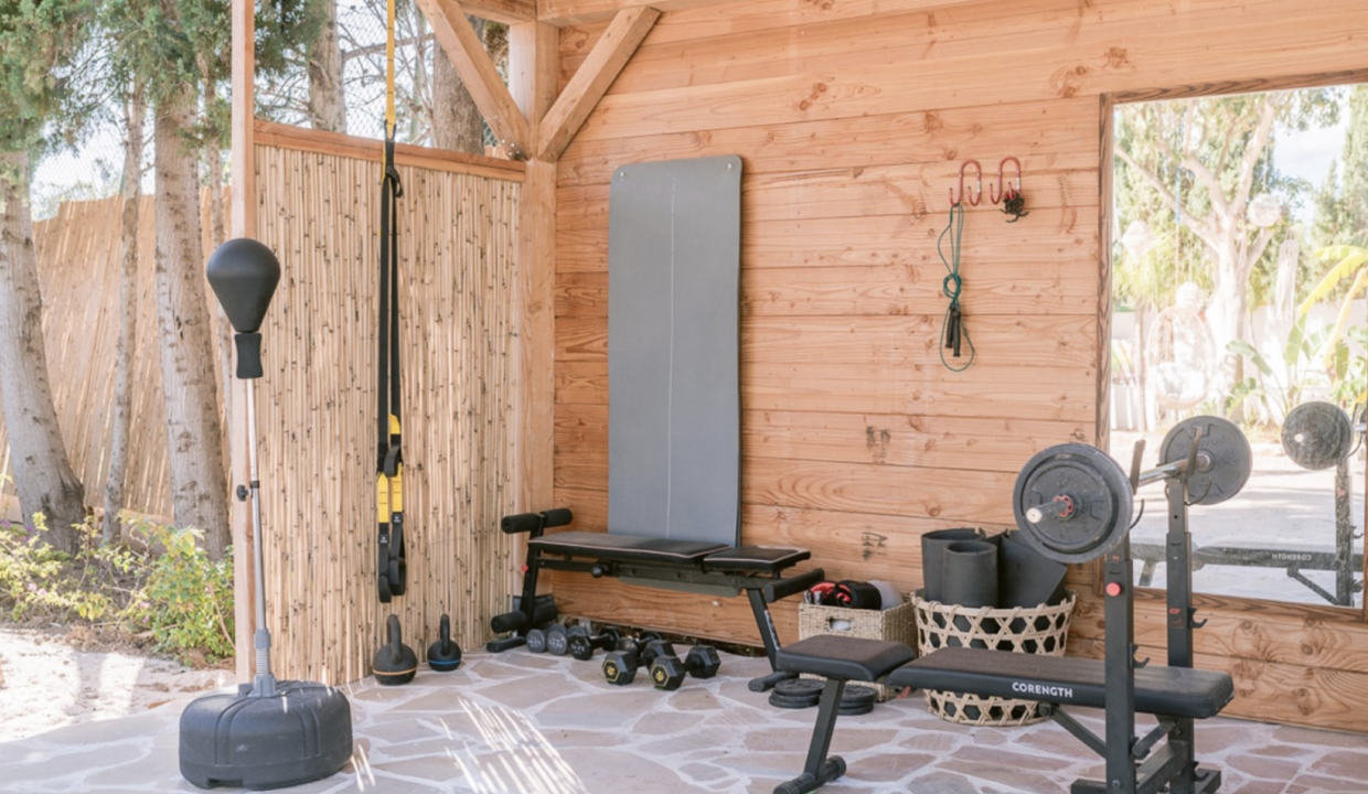 Captura de pantalla 2025-10-24 a la(s) 1.59.16 p. m.