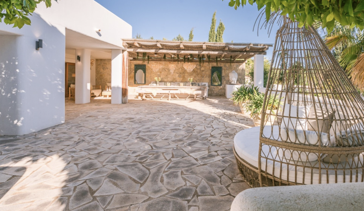 Captura de pantalla 2025-10-24 a la(s) 2.05.44 p. m.