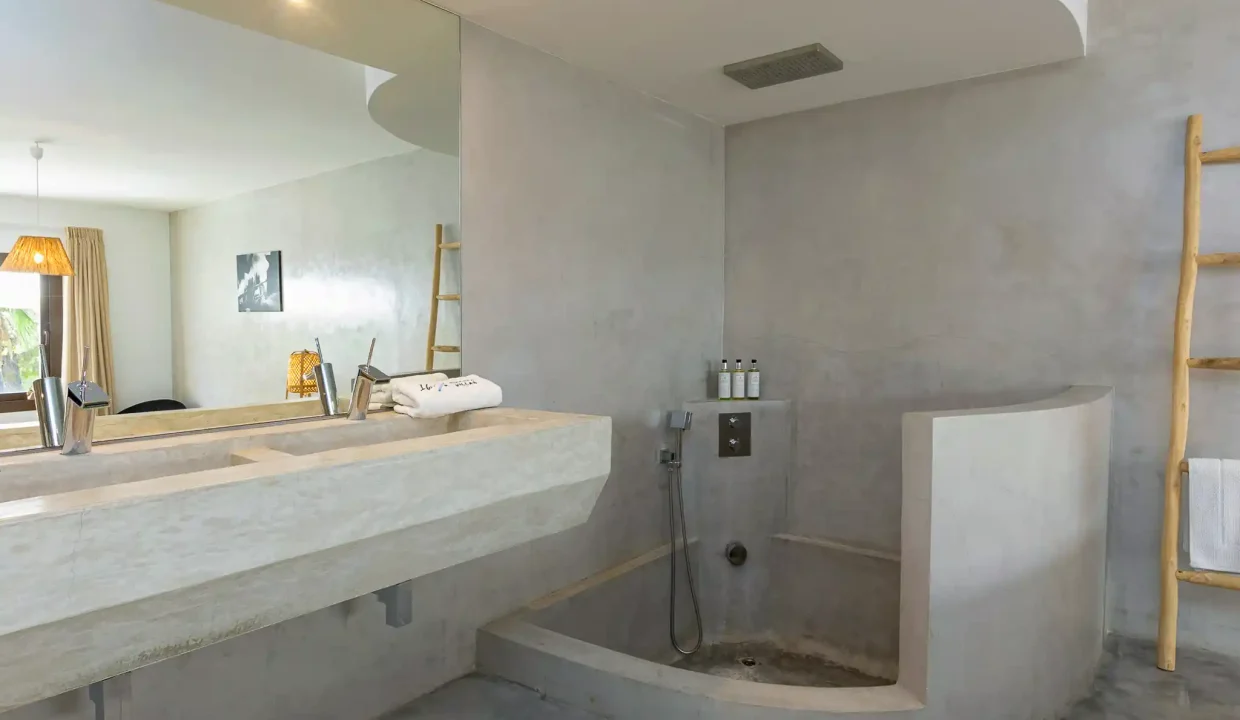 VLL 05 02 25 203.jpg