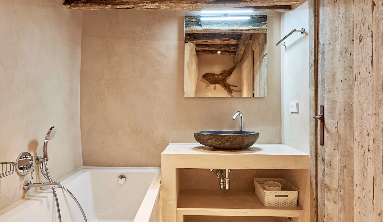 d1dfd170-28ef-4e5f-8d5a-7a94325a5514