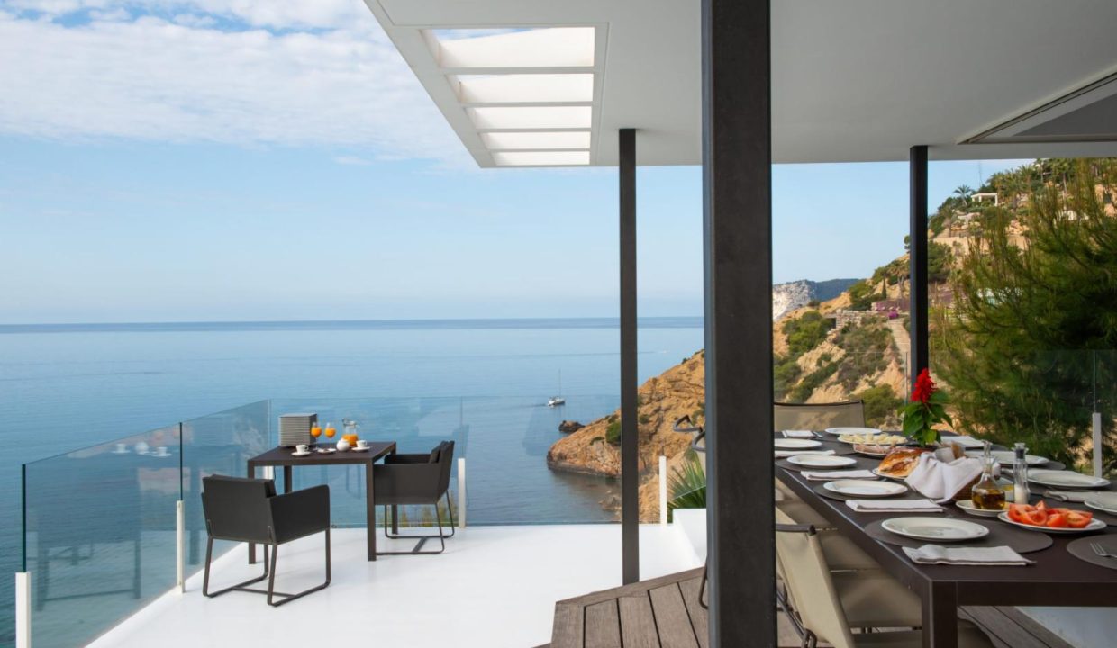 Ibiza-30-1-2048x1367